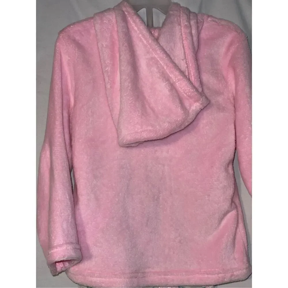 DDG Darling 4T pants and fuzzy sweater
